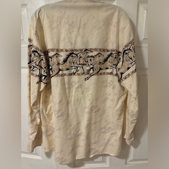 Vintage Western style button down. Brand Panhandle Slim - Picture 3 of 3